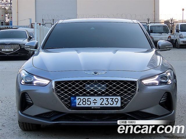 Genesis G70 2.0T AWD 2019 года из Кореи