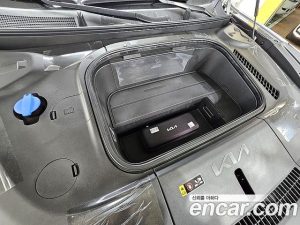 Kia EV9 Earth 4WD 2024 года из Южной Кореи