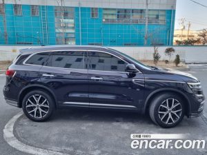 Renault-KoreaSamsung QM6 2.0 GDe RE Signature 2WD 2021 года из Южной Кореи