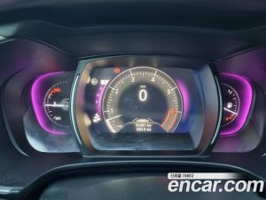 Renault-KoreaSamsung QM6 2.0 GDe RE Signature 2WD 2021 года из Южной Кореи