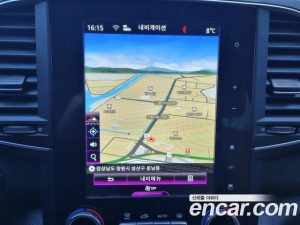 Renault-KoreaSamsung QM6 2.0 GDe RE Signature 2WD 2021 года из Южной Кореи