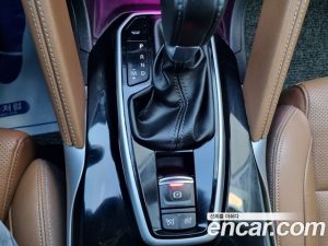 Renault-KoreaSamsung QM6 2.0 GDe RE Signature 2WD 2021 года из Южной Кореи
