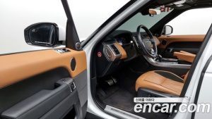 Land Rover Range Rover Sport P360 HSE Dynamic 2021 года из Южной Кореи
