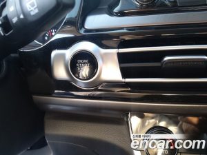 Kia Seltos Дизель 1.6 2WD 2020 года из Южной Кореи