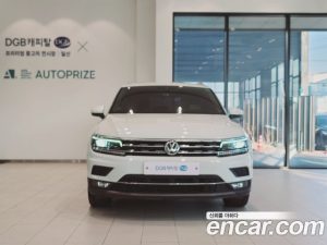 Volkswagen Tiguan 2.0 TDI Prestige 2020 года из Южной Кореи