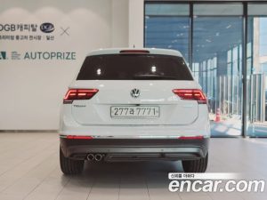 Volkswagen Tiguan 2.0 TDI Prestige 2020 года из Южной Кореи