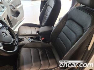 Volkswagen Tiguan 2.0 TDI Prestige 2020 года из Южной Кореи