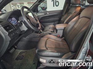 Ssangyong Rexton Дизель 2.2 4WD 2023 года из Южной Кореи