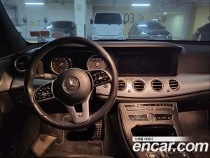 Mercedes-Benz E-Class E250 Avantgarde 2020 года из Южной Кореи