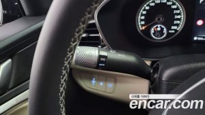 Genesis G70 Бензин 2.5T 2WD 2024 года из Южной Кореи