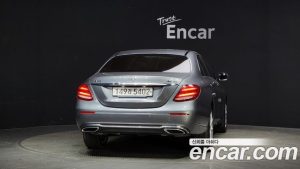 Mercedes-Benz E-Class E300 4MATIC Exclusive 2020 года из Южной Кореи