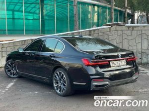 BMW 7-Series 730d xDrive M Sport 2020 года из Южной Кореи