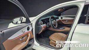 Mercedes-Benz E-Class E250 Avantgarde 2021 года из Южной Кореи