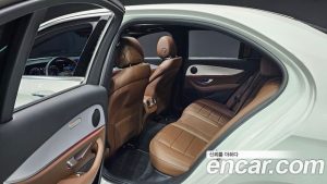 Mercedes-Benz E-Class E250 Avantgarde 2021 года из Южной Кореи