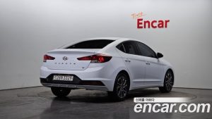 Hyundai AVANTE 1.6 2020 года из Южной Кореи