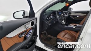 Mercedes-Benz GLC-Class GLC220 d 4MATIC Coupe 2020 года из Южной Кореи