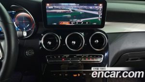 Mercedes-Benz GLC-Class GLC220 d 4MATIC Coupe 2020 года из Южной Кореи