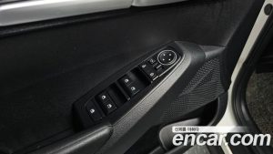 Kia Seltos Бензин 1.6 Turbo 2WD 2020 года из Южной Кореи