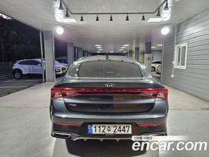 Kia K5 2.0 2021 года из Южной Кореи