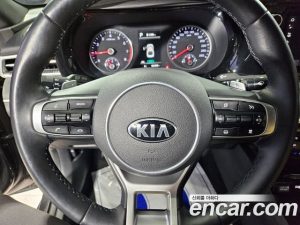 Kia K5 2.0 2021 года из Южной Кореи