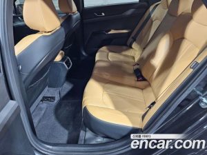 Kia K5 2.0 2021 года из Южной Кореи