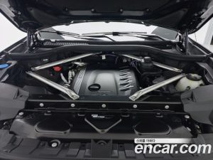 BMW X7 xDrive 40d M Sport 6-seater 2021 года из Южной Кореи