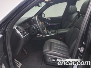 BMW X7 xDrive 40d M Sport 6-seater 2021 года из Южной Кореи