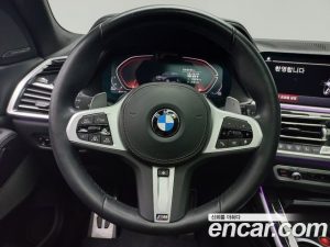 BMW X7 xDrive 40d M Sport 6-seater 2021 года из Южной Кореи