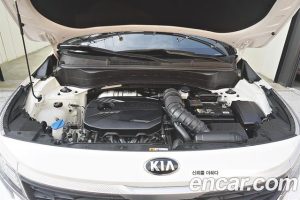 Kia Seltos Бензин 1.6 Turbo 2WD 2020 года из Южной Кореи