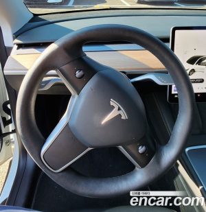 Tesla Model Y LONG RANGE 2021 года из Южной Кореи