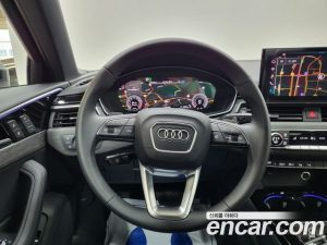 Audi A4 45 TFSI 4WD Premium 2023 года из Южной Кореи