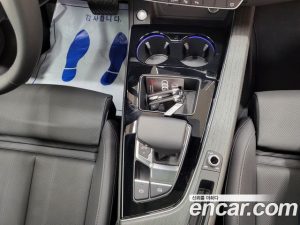 Audi A4 45 TFSI 4WD Premium 2023 года из Южной Кореи