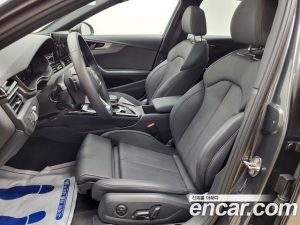 Audi A4 45 TFSI 4WD Premium 2023 года из Южной Кореи