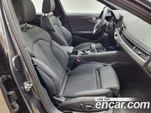 Audi A4 45 TFSI 4WD Premium 2023 года из Южной Кореи