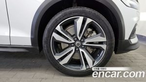 Volvo V60 T5 PRO AWD 2020 года из Южной Кореи