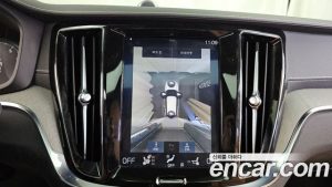 Volvo V60 T5 PRO AWD 2020 года из Южной Кореи