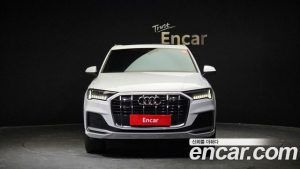 Audi Q7 45 TDI 4WD Premium 2023 года из Южной Кореи
