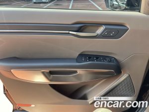 Kia EV9 Air 4WD 2024 года из Южной Кореи