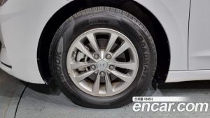 Hyundai AVANTE 1.6 2020 года из Южной Кореи