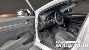 Hyundai AVANTE 1.6 2020 года из Южной Кореи