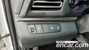 Hyundai AVANTE 1.6 2020 года из Южной Кореи