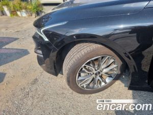 Kia K5 2.0 2020 года из Южной Кореи