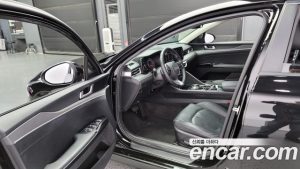 Kia K5 2.0 2021 года из Южной Кореи