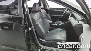 Kia K5 2.0 2021 года из Южной Кореи