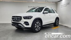 Mercedes-Benz GLE-Class GLE300d 4MATIC 2023 года из Южной Кореи