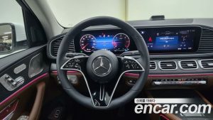 Mercedes-Benz GLE-Class GLE300d 4MATIC 2023 года из Южной Кореи