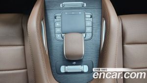 Mercedes-Benz GLE-Class GLE300d 4MATIC 2023 года из Южной Кореи