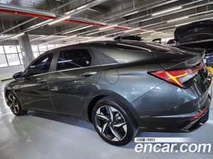 Hyundai AVANTE 1.6 2021 года из Южной Кореи