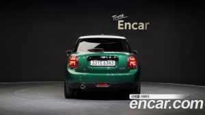 Mini Cooper 5Door HIGH 2020 года из Южной Кореи