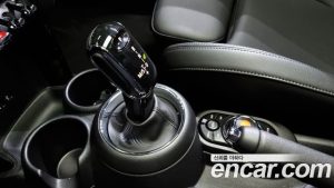 Mini Cooper 5Door HIGH 2020 года из Южной Кореи